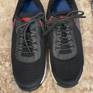 Ortho feet tennis shoe size 12